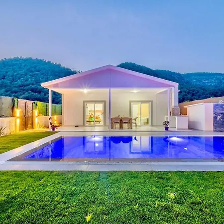 Вилла A Secluded In Gocek, One Kilometer From The Sea